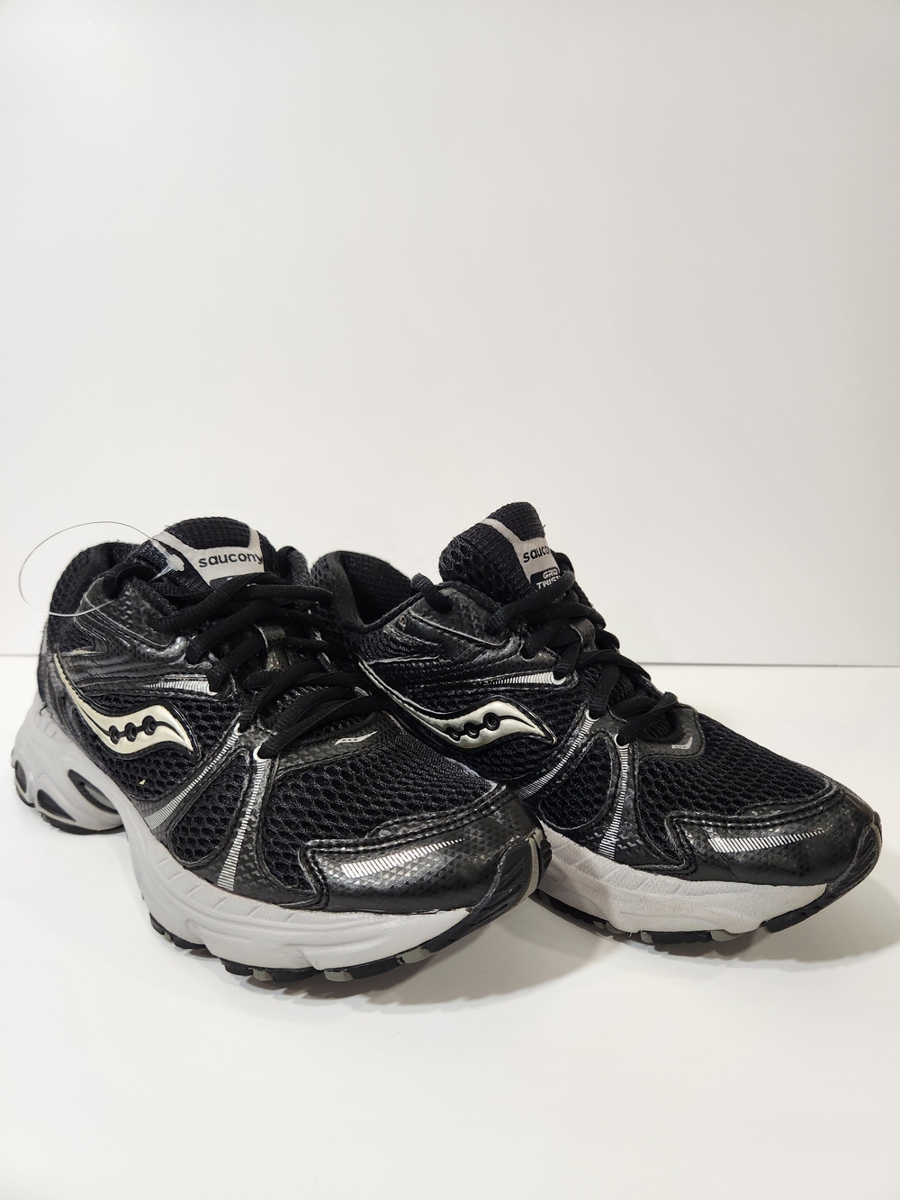 Saucony Grid Twister Women's Black Running Shoes US W8.5